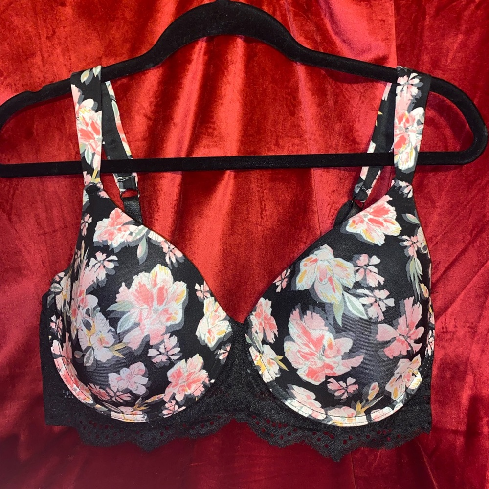 XOXO Floral Bra Size 38DD